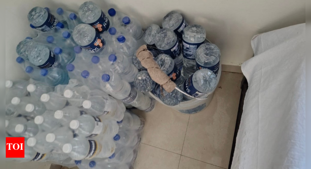 आरपीएफ पुणे विभाग अँजेनस्ट अनधिकृत वॉटर वेंडिंग चालवितो