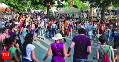 बॉर्डर्सविना नवरात्रा: जगभरातील गार्बा संस्कृती एकत्र कसे करीत आहे