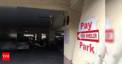 नागरिकांनी गैरव्यवस्थेबद्दल तक्रार केल्यानंतर सर्व नागरी-धावण्याच्या सर्व जागांची तपासणी करण्यासाठी पीएमसी