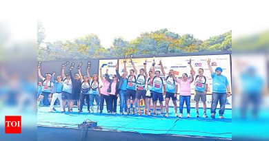 पुणे: हजारो ‘पीसीएमसी रनथॉन ऑफ होप’ मध्ये धावतात