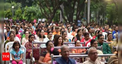 दिवाळी पहाटची परंपरा शहराच्या सणासुदीला संगीत आणि भक्तीने आकार देते