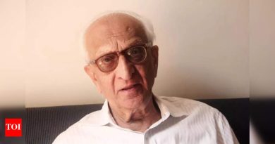 ज्येष्ठ अंतराळ शास्त्रज्ञ ई.व्ही. चिटणीस यांनी वयाच्या 100 व्या वर्षी पुण्यात अखेरचा श्वास घेतला