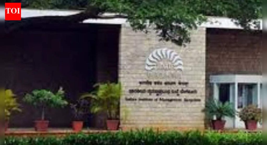 समवेशने आयआयएम बंगलोर एनएसआरसीईएल पूर्ण केले