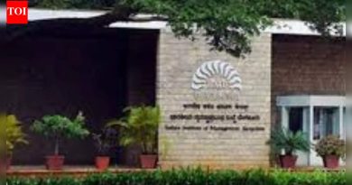 समवेशने आयआयएम बंगलोर एनएसआरसीईएल पूर्ण केले