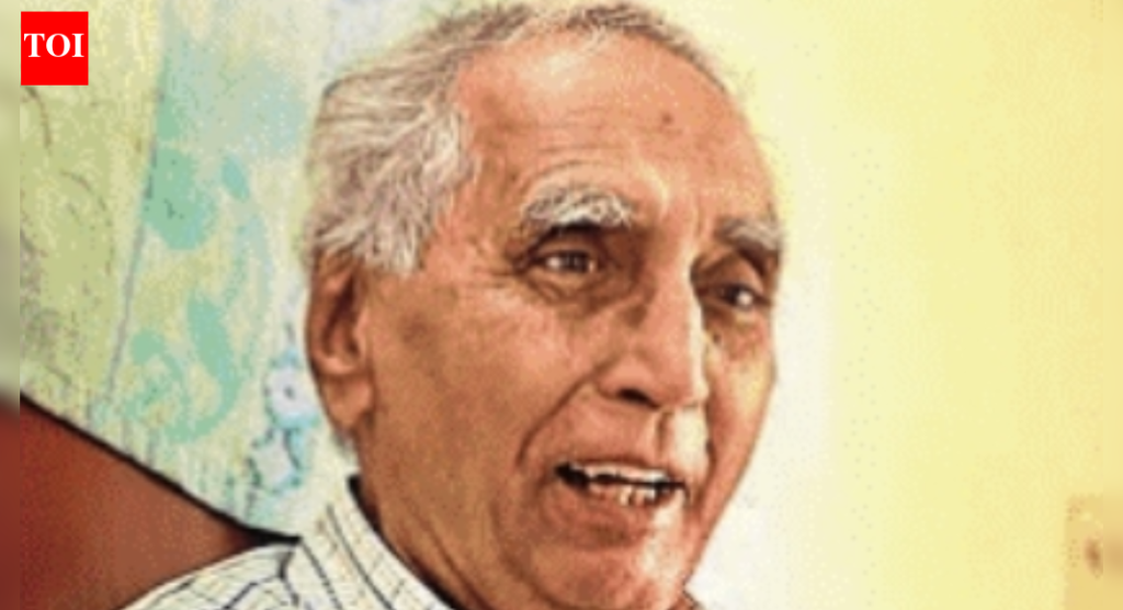 ‘एक गाव, एक पानवठा’: कामगारांच्या हक्कांसाठी 50 वेळा तुरुंगवास भोगलेले सामाजिक कार्यकर्ते बाबा आढाव यांचे वयाच्या 96 व्या वर्षी निधन