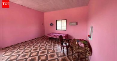 गुलाबी खोल्या शाळेतील किशोरवयीन मुलींसाठी सर्व फरक करतात