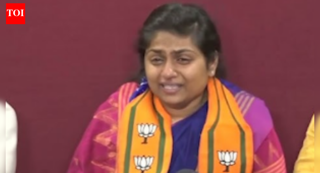 मुख्यमंत्री देवेंद्र फडणवीस यांच्यावर टीका करतानाचे जुने व्हिडिओ समोर आल्यानंतर भाजपने पुणे नागरी निवडणुकीच्या उमेदवार पूजा मोरे-जाधव यांना वगळले.