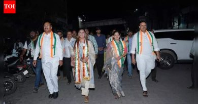 पीएमसीच्या 165 जागांसाठी 41 प्रभागांमध्ये 1,165 उमेदवार रिंगणात आहेत.