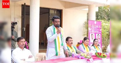 काटे विरुद्ध काटे, बालवडकर विरुद्ध बालवडकर: पुण्याच्या नागरी निवडणुका आडनावांच्या भांडणात बदलल्या.