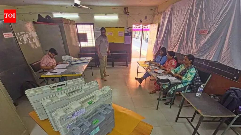 54.8% वर, नागरी निवडणुकांमध्ये मतदान स्थिर राहिले; SEC शहरी उदासीनतेचा झेंडा दाखवतो