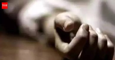 कात्रज येथे संथ गतीने चालणाऱ्या ट्रकला कारने धडक दिल्याने एकाचा मृत्यू पुणे बातम्या