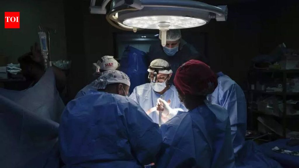 9 वर्षांच्या मुलाने कर्करोग आणि रोगप्रतिकारक शक्तीच्या कमतरतेच्या “दुहेरी धोक्याचा” पराभव केला