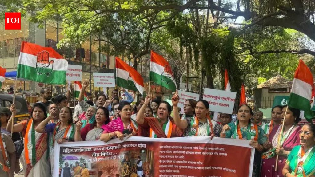 खरात प्रकरणातील सहकारी सूत्रधार म्हणून चाकणकर यांचे नाव घ्या: विरोधक आणि मनसे