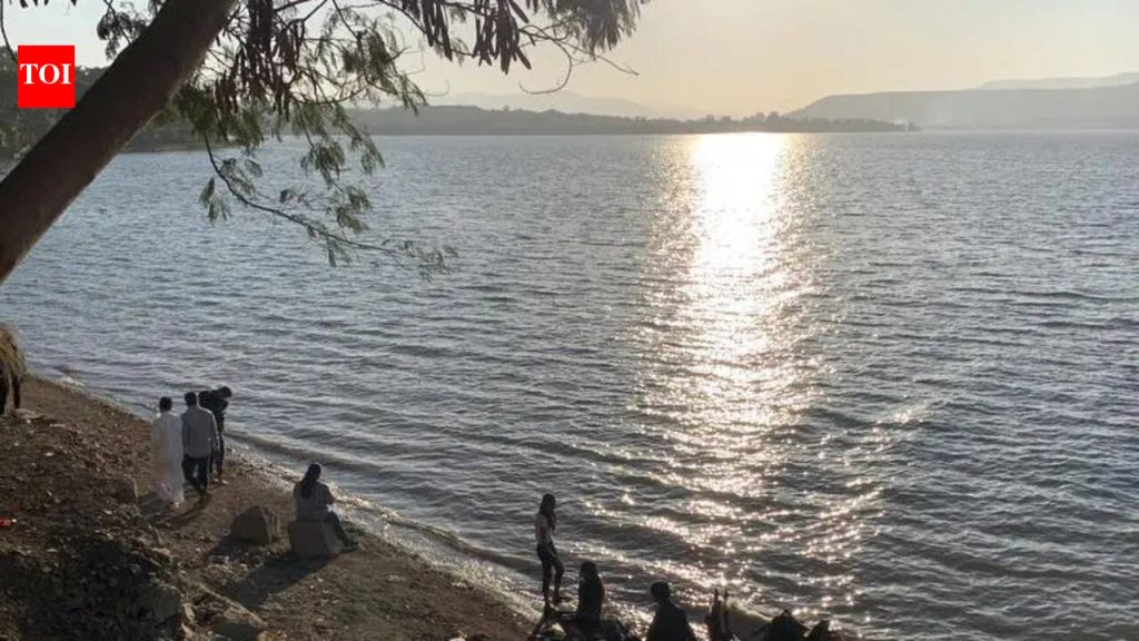 एल निनो प्रभाव, पावसात घट होण्याची शक्यता असल्याने पाटबंधारे विभागाने नागरी संस्थांना पाण्याचा वापर 15% कमी करण्यास सांगितले आहे