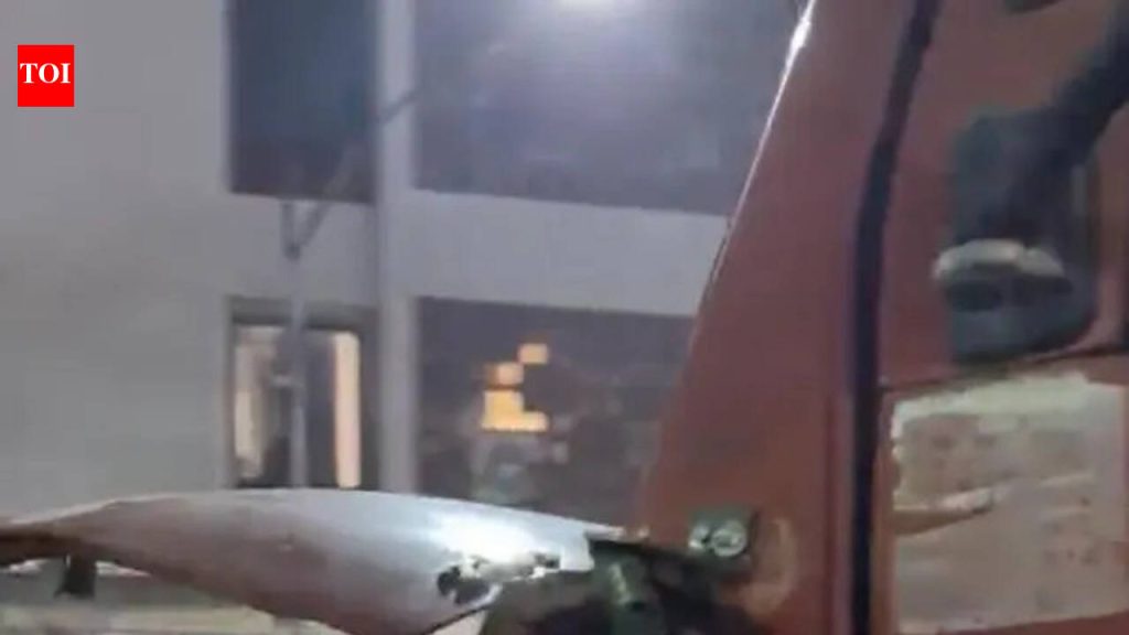 टँकरचालकांनी केली दरवाढ, पाणीपट्टी भरूनही पीएमसीच्या अकार्यक्षम पुरवठ्यावर रहिवाशांची टीका