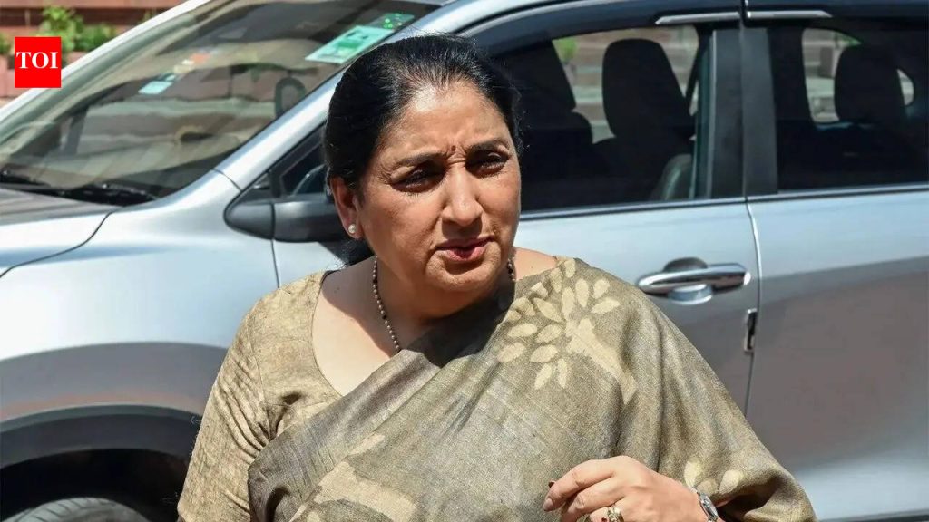 बारामती पोटनिवडणुकीत सुनेत्रा पवार 2.18 लाख मतांनी विजयी, राष्ट्रीय विक्रम; जवळच्या प्रतिस्पर्ध्याला फक्त 935 मते मिळाली