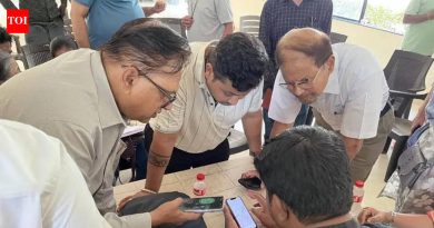 महंमदवाडी परिसरात घरातील पाणी कनेक्शनसाठी प्लंबर ५० हजार रुपयांची मागणी करतात