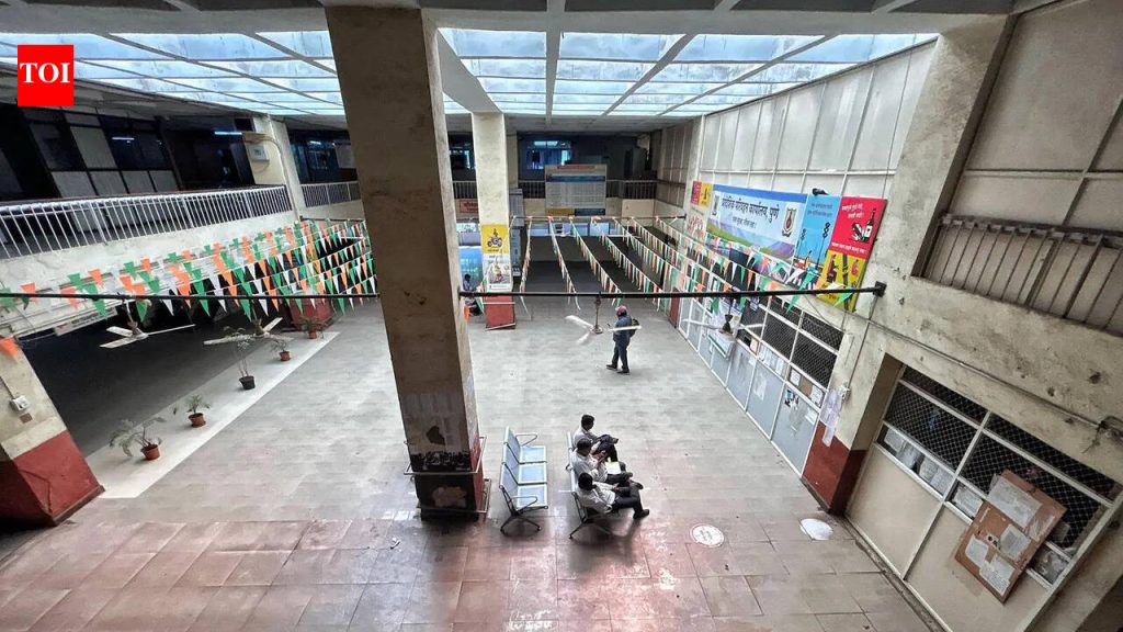आरटीओ लिपिक कर्मचाऱ्यांच्या संपामुळे सेवा साधकांची निराशा झाली आहे
