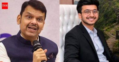 ‘कल्पनेच्या पलीकडे’: केतन अग्रवालच्या मृत्यूबद्दल महाराष्ट्राचे मुख्यमंत्री देवेंद्र फडणवीस, पीडितेच्या वडिलांची भेट
