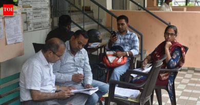 दिवसा घरापासून दूर? शहरी मतदारांसाठी बीएलओ संध्याकाळच्या फेऱ्या करणार | पुणे बातम्या